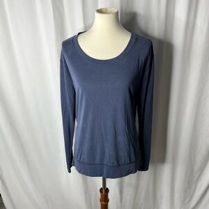 Under Armour Blue Lightweight Long Sleeve Performance Cut-Out Back Top – Size L